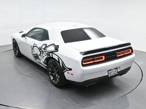 Used 2022 Dodge Challenger R/T Scat Pack w/ Driver Convenience Group RWD image 55