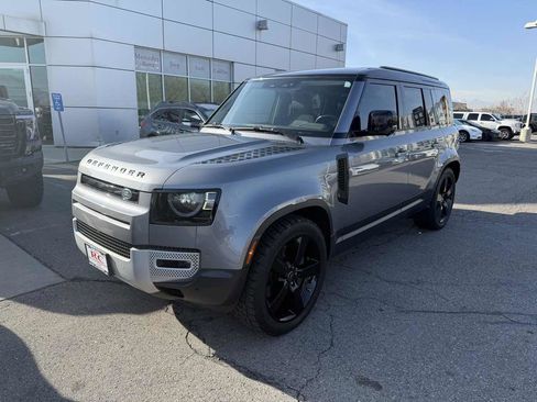 Used 2021 Land Rover Defender 110 SE image 2