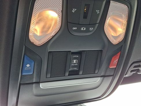 New 2026 RAM 1500 Express AWD/4WD image 17