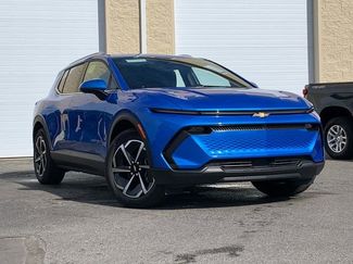 New 2026 Chevrolet Equinox EV LT video 2