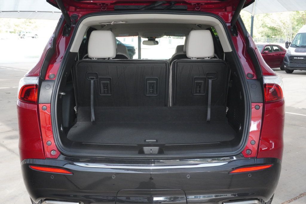 Used 2024 Buick Enclave Essence w/ LPO, Floor Liner Package FWD image 31