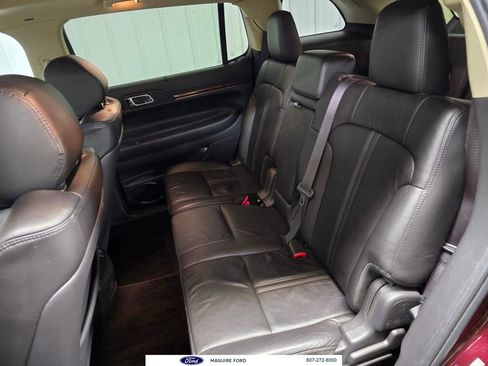 Used 2017 Lincoln MKT AWD image 22