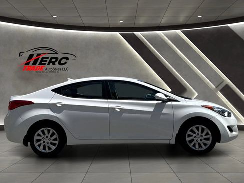 Used 2013 Hyundai Elantra GLS FWD image 4
