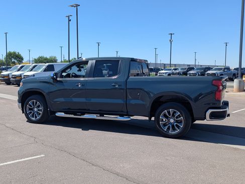 Used 2026 Chevrolet Silverado 1500 LT w/ Convenience Package II image 3