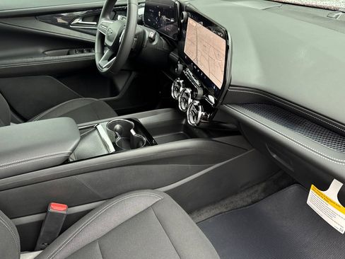 New 2026 Chevrolet Blazer EV LT w/ Midnight/Sport Edition image 15