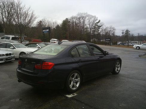 Used 2013 BMW 328i xDrive Sedan AWD/4WD image 5