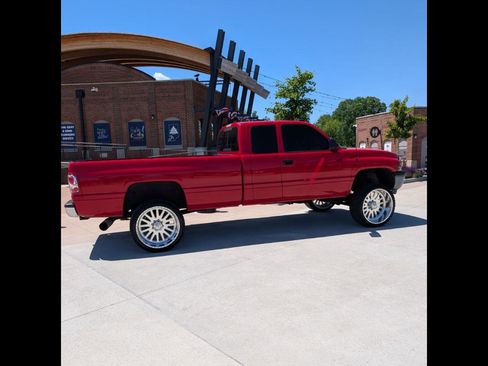 Used 1998 Dodge Ram 2500 Truck 4x4 Quad Cab image 1