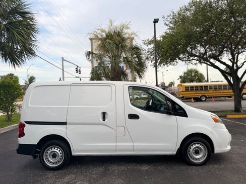 Used 2021 Nissan NV200 S w/ Back Door Glass Package FWD image 6