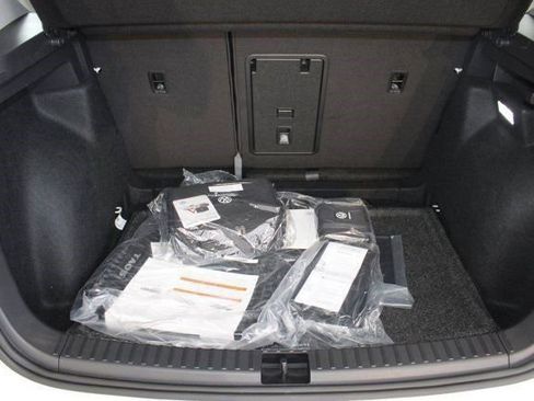 Used 2024 Volkswagen Taos S image 31