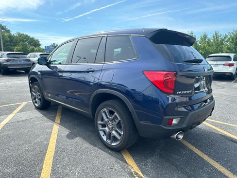 Used 2023 Honda Passport EX-L image 3