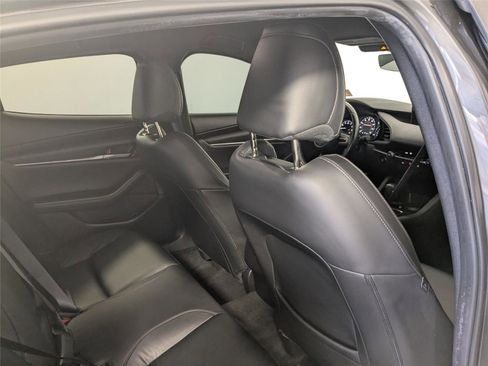 Used 2023 MAZDA MAZDA3 s image 22