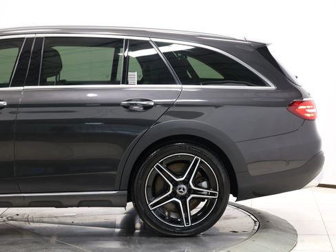 Used 2023 Mercedes-Benz E 450 4MATIC All-Terrain Wagon image 9