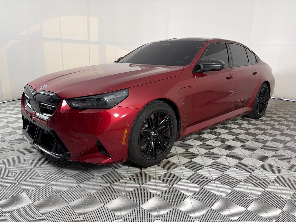 Used 2025 BMW M5 w/ Carbon Package AWD/4WD image 3