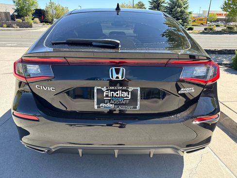 Used 2023 Honda Civic Sport Touring image 6