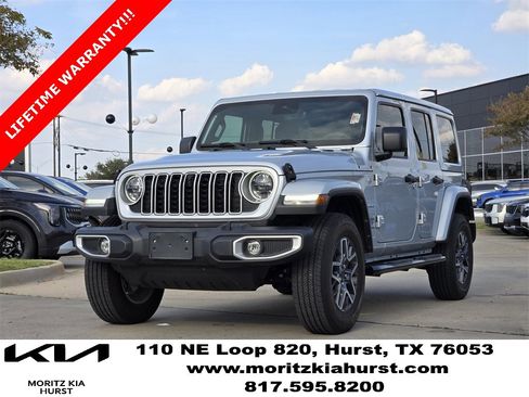 Used 2024 Jeep Wrangler Sahara w/ Technology Group image 2