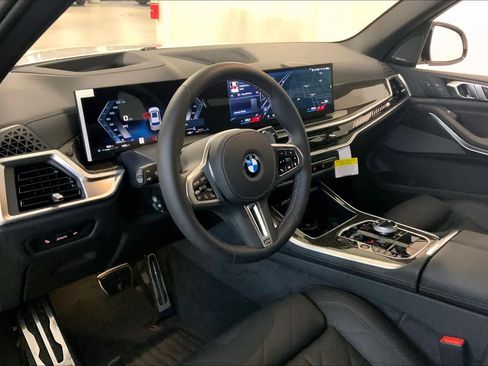 New 2026 BMW X5 M60i image 8