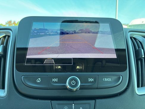 Used 2024 Chevrolet Malibu LT image 17