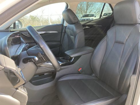 Used 2024 Buick Envision Preferred image 13