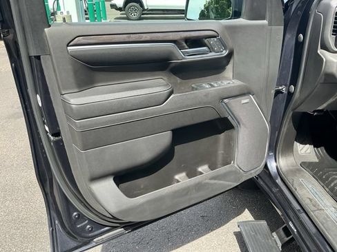 Used 2023 Chevrolet Silverado 1500 LTZ w/ Technology Package AWD/4WD image 22