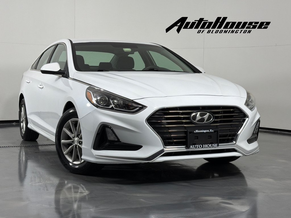 Used 2019 Hyundai Sonata SE w/ Cargo Package FWD image 1