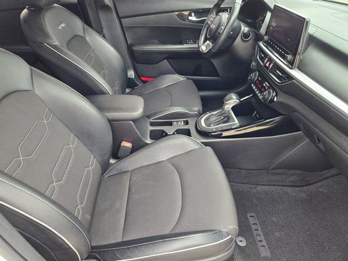 Used 2023 Kia Forte GT-Line w/ GT-Line Technology Package image 20