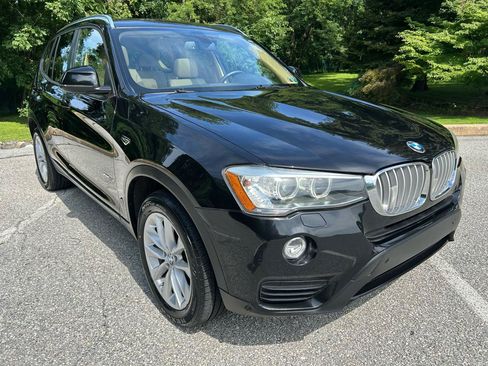 Used 2016 BMW X3 xDrive28i AWD/4WD image 3