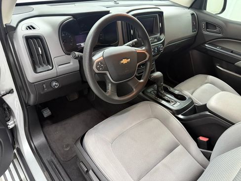 Used 2020 Chevrolet Colorado W/T w/ WT Convenience Package image 14
