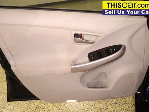 Used 2014 Toyota Prius Three image 23