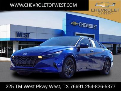 Used 2023 Hyundai Elantra SEL w/ Winter Weather Package