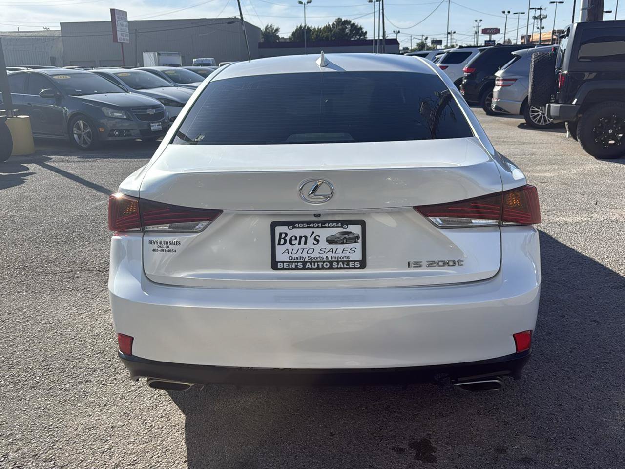 Used 2017 Lexus IS 200t RWD image 7
