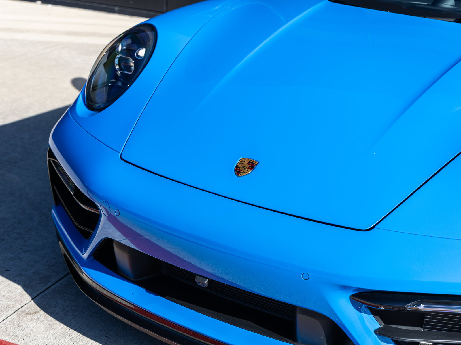 Certified 2023 Porsche 911 Carrera GTS RWD image 23