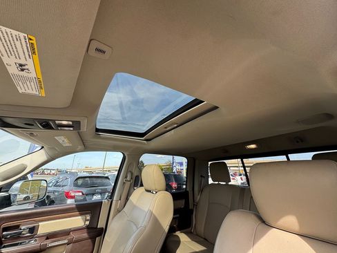 Used 2017 RAM 1500 Laramie AWD/4WD image 28