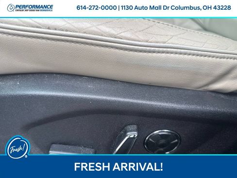 Used 2016 Ford Explorer Platinum AWD/4WD image 14