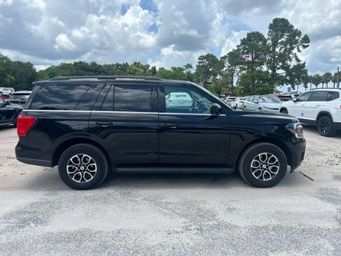 Used 2024 Ford Expedition XLT AWD/4WD image 19