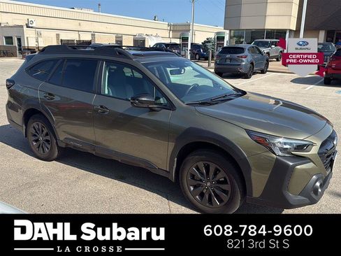 Used 2025 Subaru Outback Onyx Edition AWD/4WD image 1