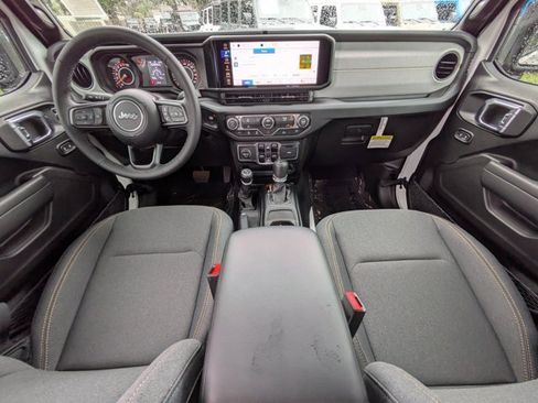 New 2025 Jeep Gladiator Sport image 13