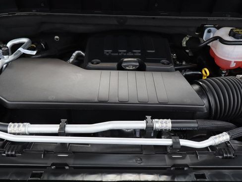 Certified 2026 Chevrolet Silverado 1500 Custom AWD/4WD image 29