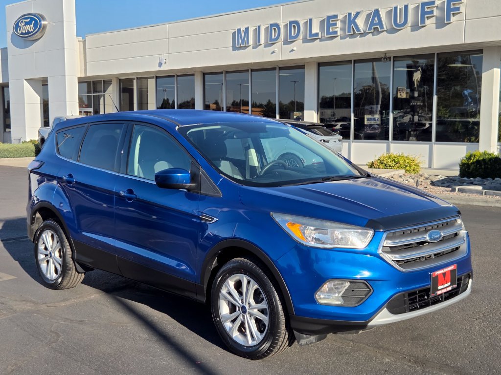 Used 2017 Ford Escape SE AWD/4WD image 1