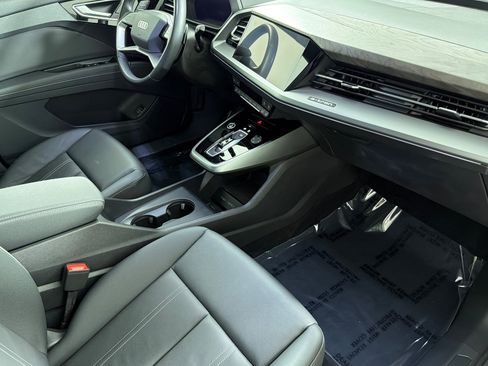 Used 2024 Audi Q4 e-tron Premium w/ Convenience Package AWD/4WD image 15