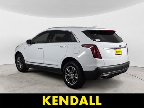 Used 2021 Cadillac XT5 Premium Luxury image 3