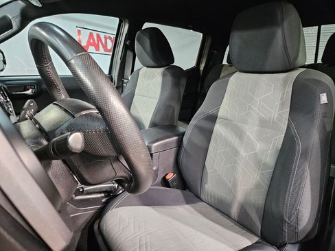 Used 2021 Toyota Tacoma TRD Sport RWD image 23
