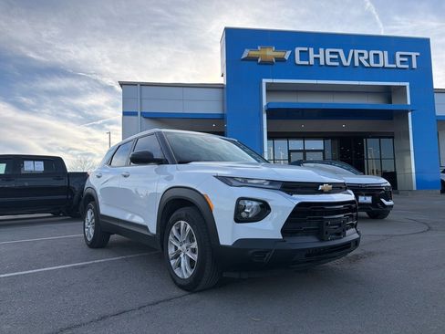 Certified 2023 Chevrolet TrailBlazer LS image 1