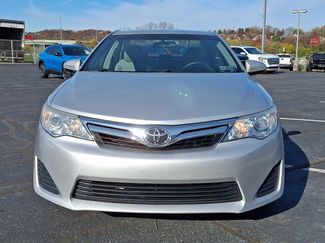 Used 2013 Toyota Camry LE video 2