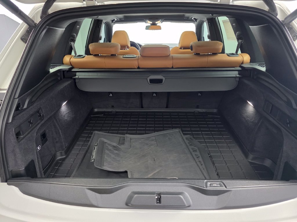 Used 2022 BMW X5 sDrive40i w/ Premium Package RWD image 15