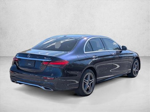 Used 2023 Mercedes-Benz E 450 4MATIC Sedan image 5