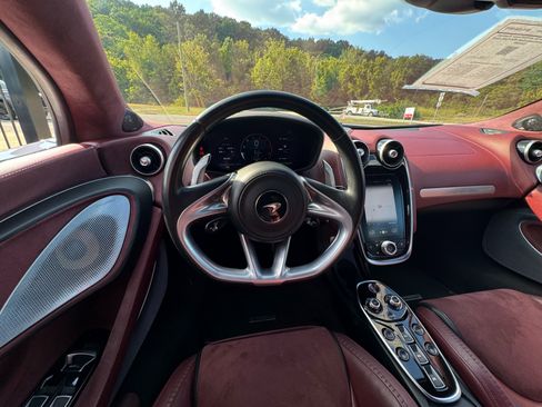 Used 2020 McLaren GT RWD image 43