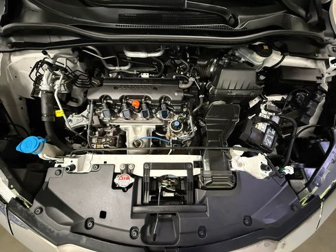 Used 2022 Honda HR-V LX image 18