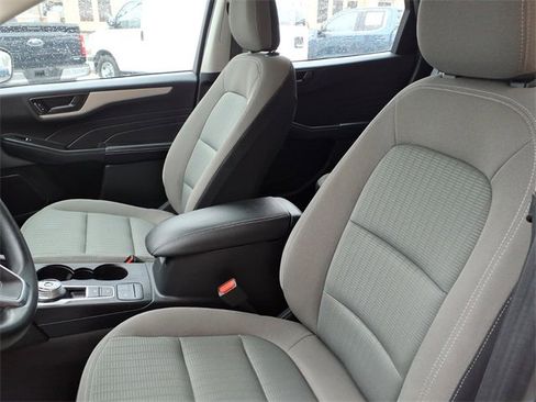 Used 2021 Ford Escape S image 10