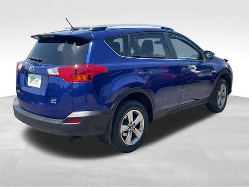 Used 2015 Toyota RAV4 XLE AWD/4WD image 8