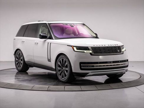 Used 2023 Land Rover Range Rover SE AWD/4WD image 7